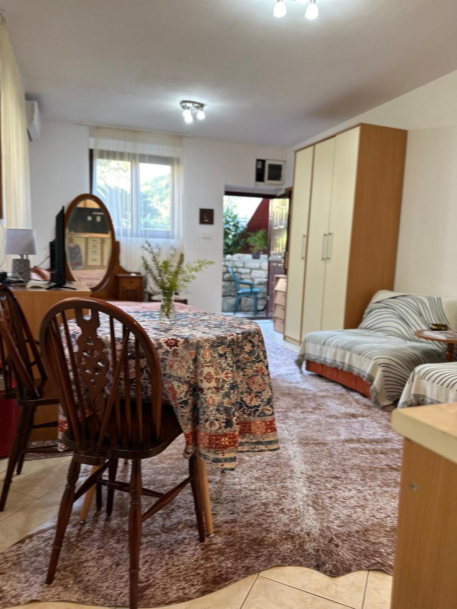 Studio Apartment Palma แฮร์เซ็ก-โนวี ภายนอก รูปภาพ