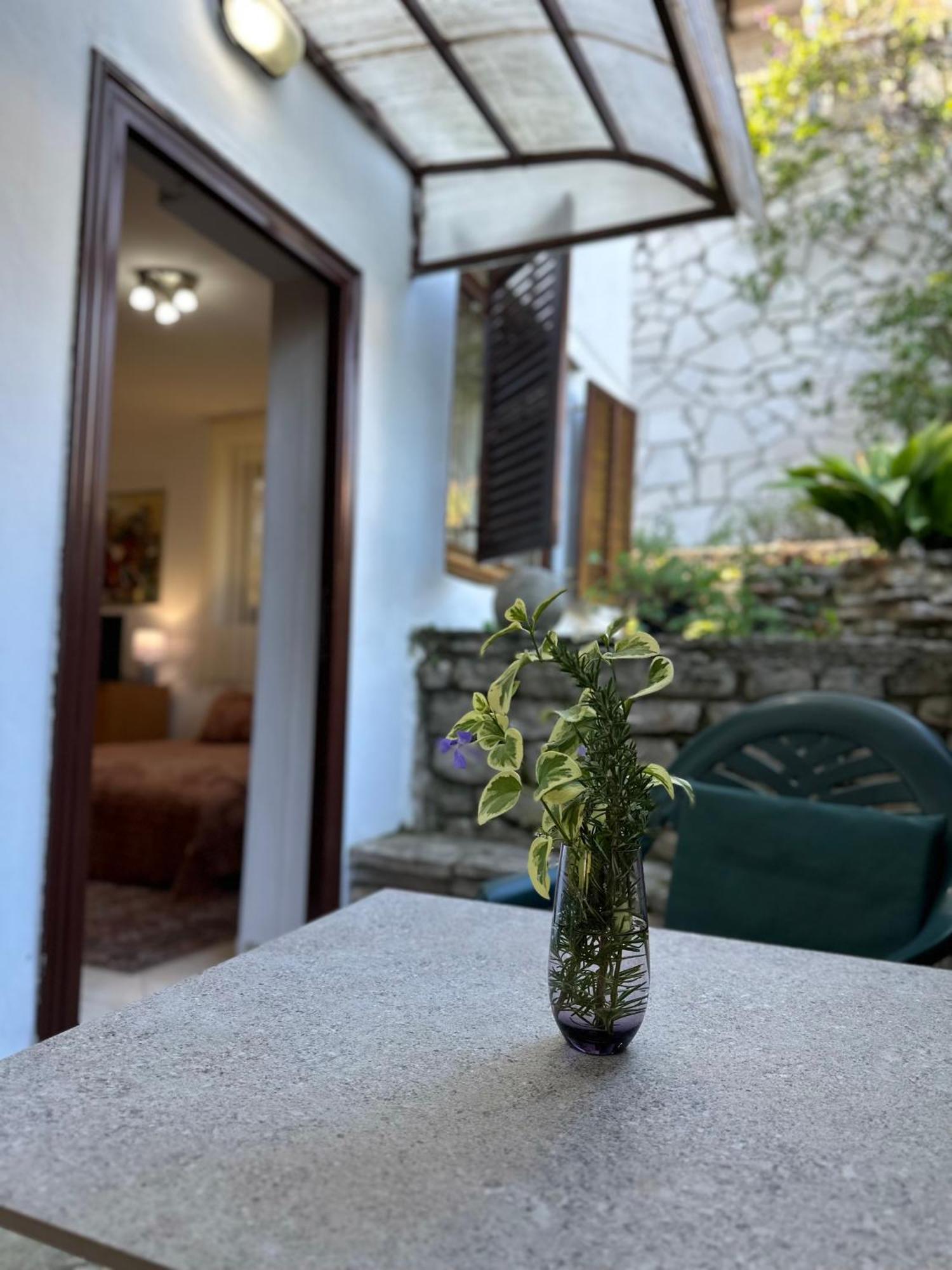 Studio Apartment Palma แฮร์เซ็ก-โนวี ภายนอก รูปภาพ