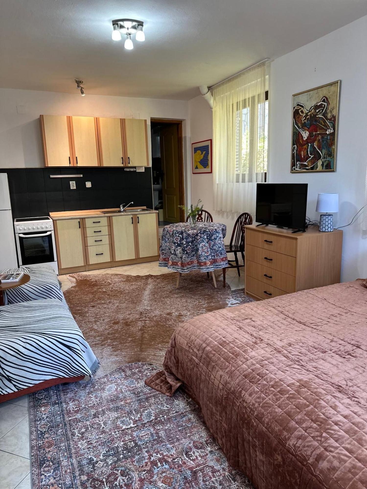 Studio Apartment Palma แฮร์เซ็ก-โนวี ภายนอก รูปภาพ